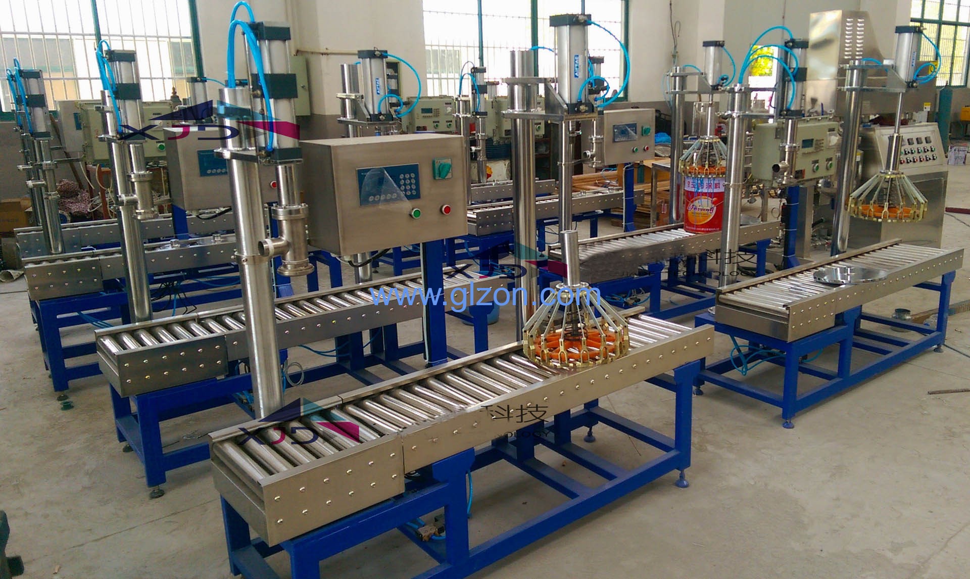 液體灌裝機(jī),稱(chēng)重灌裝機(jī),定量灌裝機(jī)