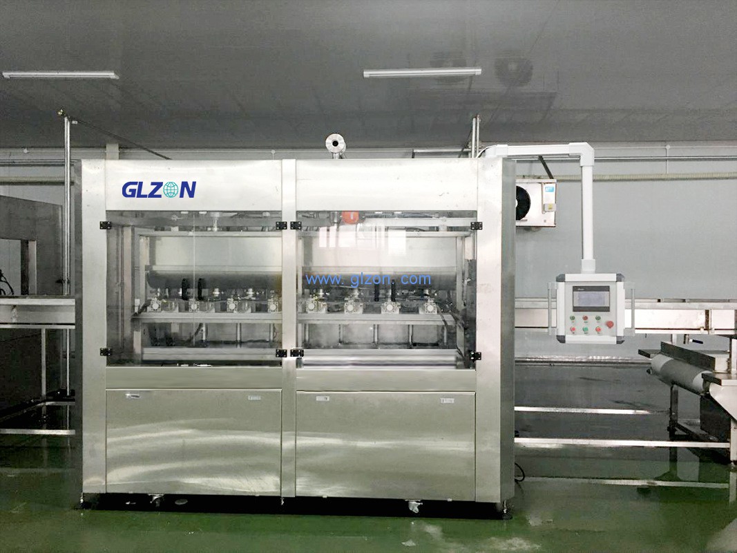 液體灌裝機(jī),稱重灌裝機(jī),定量灌裝機(jī) 液體灌裝機(jī),稱重灌裝機(jī),定量灌裝機(jī)