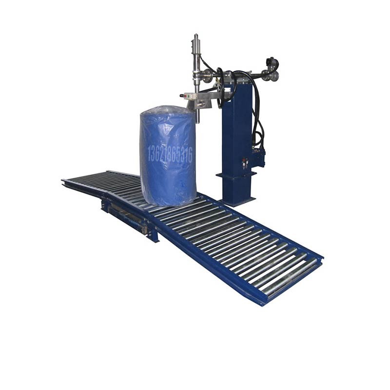 液體灌裝機(jī),稱重灌裝機(jī),定量灌裝機(jī) 液體灌裝機(jī),稱重灌裝機(jī),定量灌裝機(jī)