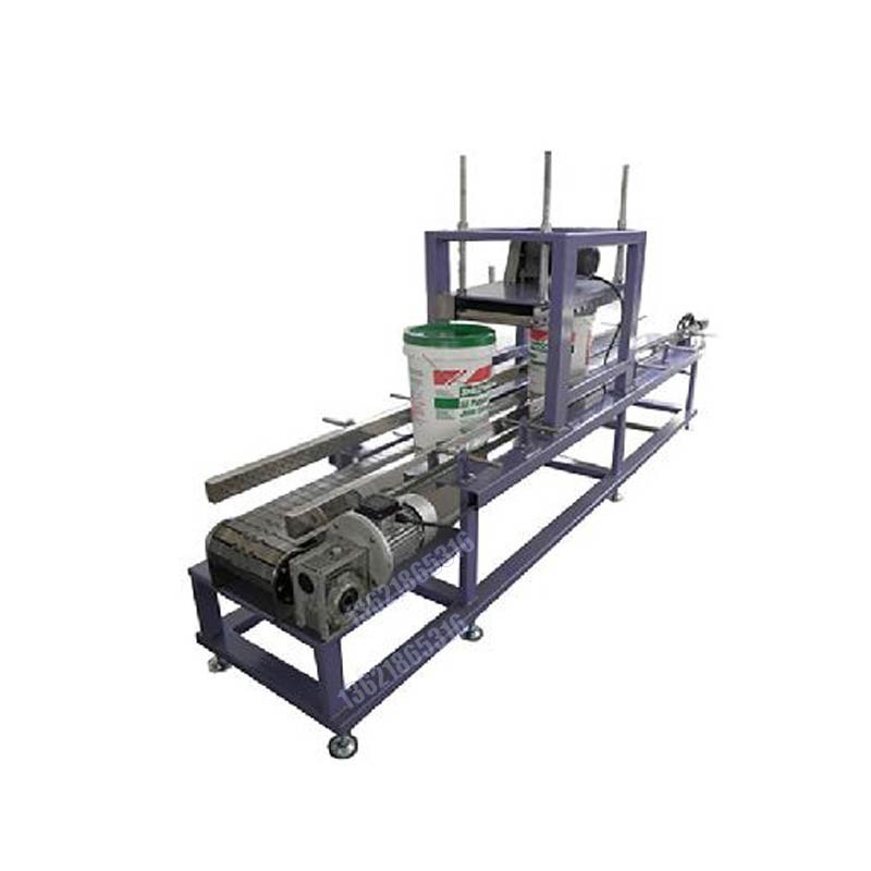 液體灌裝機(jī),稱重灌裝機(jī),定量灌裝機(jī) 液體灌裝機(jī),稱重灌裝機(jī),定量灌裝機(jī)