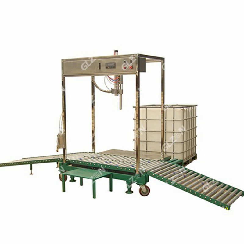 液體灌裝機(jī),稱(chēng)重灌裝機(jī),定量灌裝機(jī) 液體灌裝機(jī),稱(chēng)重灌裝機(jī),定量灌裝機(jī)