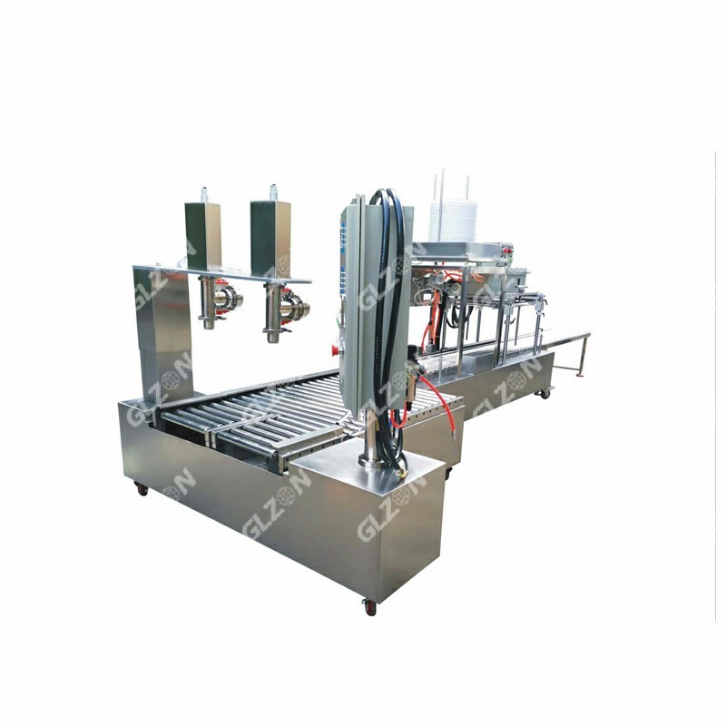 液體灌裝機(jī),稱重灌裝機(jī),定量灌裝機(jī) 液體灌裝機(jī),稱重灌裝機(jī),定量灌裝機(jī)
