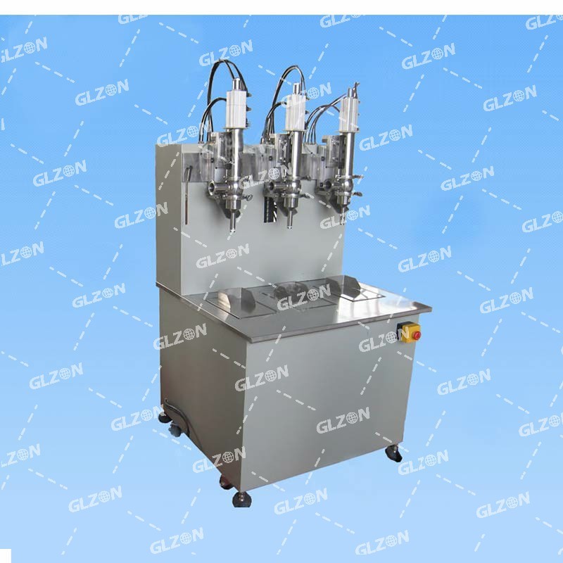 液體灌裝機(jī),稱重灌裝機(jī),定量灌裝機(jī) 液體灌裝機(jī),稱重灌裝機(jī),定量灌裝機(jī)