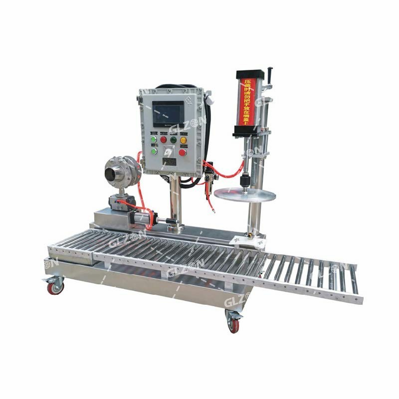 液體灌裝機(jī),稱重灌裝機(jī),定量灌裝機(jī) 液體灌裝機(jī),稱重灌裝機(jī),定量灌裝機(jī)