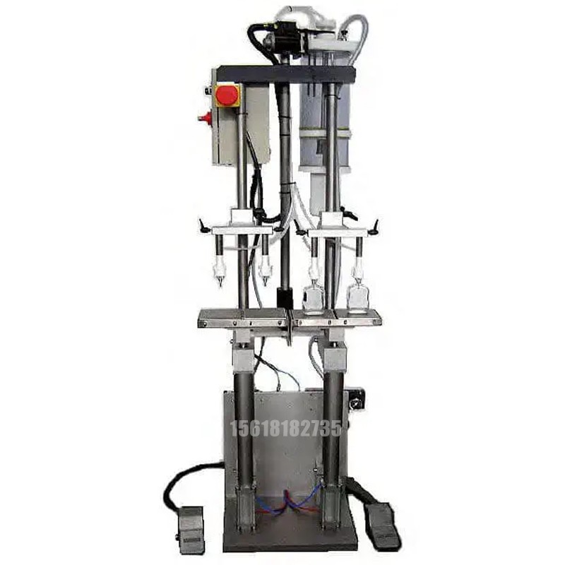 液體灌裝機,稱重灌裝機,定量灌裝機 液體灌裝機,稱重灌裝機,定量灌裝機