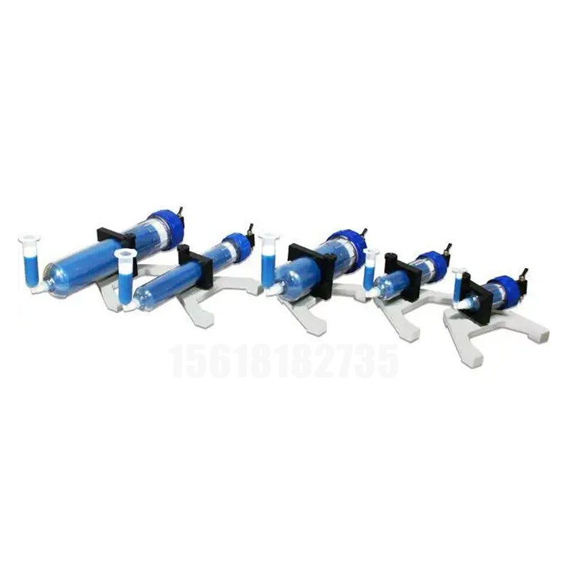 液體灌裝機(jī),稱重灌裝機(jī),定量灌裝機(jī) 液體灌裝機(jī),稱重灌裝機(jī),定量灌裝機(jī)