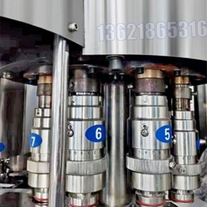 尿素灌裝機 10升自動貼標(biāo)灌裝機