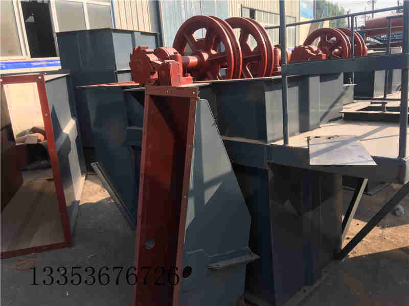 TH型斗式提升機產(chǎn)品特點-斗式提升機料斗配件有兩種型式