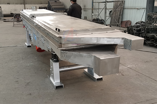 土豆使用直線篩進行分級